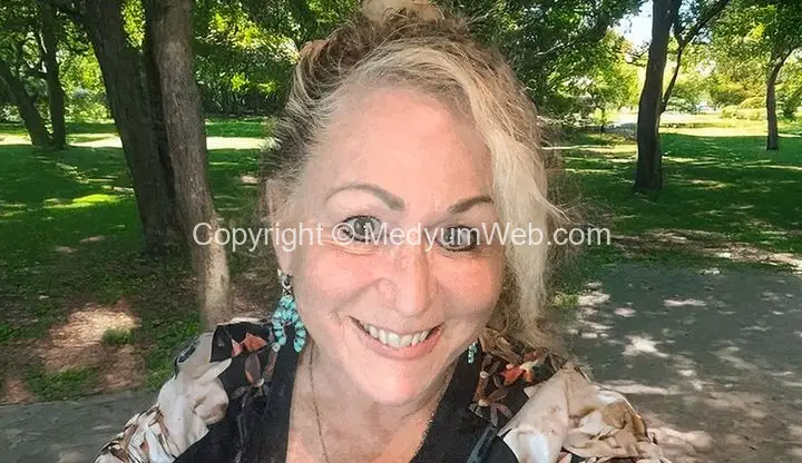 Baykan Düzova Medyum Ecrin